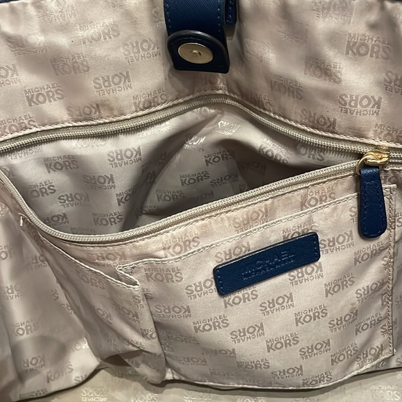 Large Michael Kors tote - Picture 3 of 10